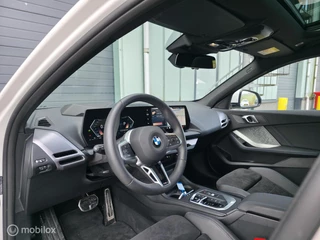 BMW 1 Series 123 xDrive Pano / 360' camera / Navi / 8