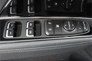 Kia Niro 1.6 GDi Hybrid DynamicLine  - Automaat - Trekhaak - Achteruitrijcamera - Navigatie - Cruise Control - Climate Control - 12 maanden bovag garantie / 21