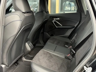 BMW X1 xDrive25e M-sport Camera | Keyless | Carplay | Ambiance verlichting / 7