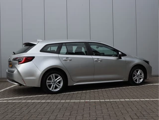 Toyota Corolla Touring Sports 1.8 Hybrid Business  | Navigatie | Stoelverwarming / 5