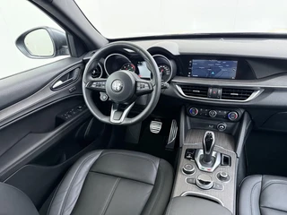 Alfa Romeo Stelvio 2.2 JTD AWD Veloce Automaat | VAN: € 34.900- VOOR: € 32.877,- UW HERFSTVOORDEEL: € 2.023,- | CAMERA| STOEL + STUURVERWARMING + MEMORY| KEY LESS ENTRY | LEDER | ADAPT. CRUISE CONTROL | 12 MND BOVAG GARANTIE / 28