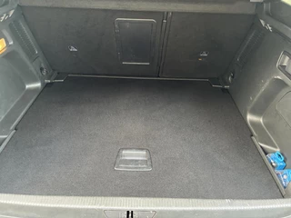 Opel Grandland X 130 PK 8-Traps Automaat | Climate control | Panorama dak | Winterpakket | Navigatie | Parkpilot | LM-Velgen | Trekhaak | AGR | Xenon verlichting / 46