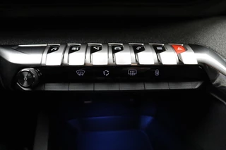 Peugeot 5008 1.2 PureTech Allure Pack Business 130 PK | Automaat | 7-zits | Camera | Cruise Control | Navigatie | Climate Control | Start/stop |Getinte ramen | 1e eigenaar / 31