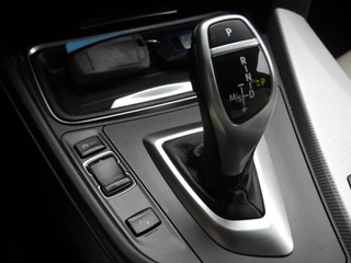BMW 4-serie Gran Coupé 428i High Executive M Pakket | Licht interieur |  Elektrische achterklep | Elektrisch verst.bare best.stoel | Stoelverwarming | Navigatie | Climate control | 18inch velgen / 36