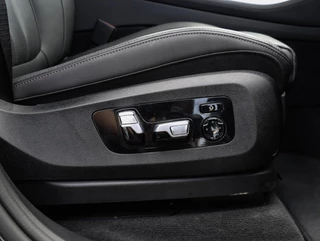 BMW X5 M50i 530pk | Achterasbesturing | Laser | ACC | Sky Lounge | Grigrio Telesto / 17