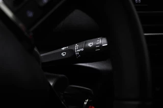 Citroen C4 1.2 Puretech Feel Pack | COLOR GLOSSY BLACK PACK | HALF LEDER | STOELVERWARMING | DAB | CAMERA / 34