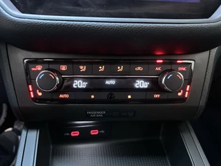 Seat Ibiza 1.0 TSI 110pk FR Business Intense Plus Stoelverwarming Parkeersensoren Navigatie DAB+ / 13