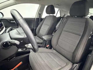 Kia Stonic 1.0 T-GDi MHEV DynamicLine Trekhaak | Navigatie | Camera | Carplay&Android / 8