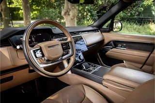 Land Rover Range Rover 4.4 P530 Autobiography Koelbox 23" Trekhaak Hot Stone Massage / 6