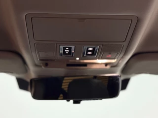 Land Rover Defender 110 2.0 D200 110 | Pano | PPF | Meridian | Trekhaak | Carplay | Geel kenteken / 26