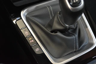 Kia Ceed 1.0 T-GDi 100pk Design Edition / 26