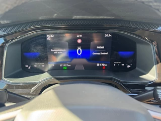 Volkswagen Taigo 1.0 TSI AUTOMAAT* Navigatie * Parkeersensoren * Adaptieve Cruise Control * / 18