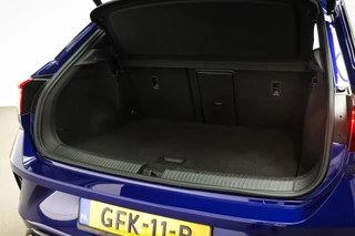 Volkswagen T-Roc 2.0 TSI 4Motion R | PANORAMADAK | BEATS | AKRAPOVIC UITLAAT | CAMERA | TREKHAAK / 16
