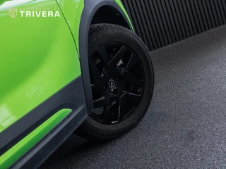 Opel Mokka-e GS Line 50-kWh 11kw bl. l SoH 100% l CAM l NAVI l BTW Auto l Climate l CARPLAY l Zo goed als nieuw l zeer lage KM / 10