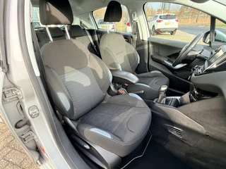 Peugeot 208 1.6 VTi Allure  | Navi | Bluetooth | Cruise | ECC | Regen- en Lichtsensor | Trekhaak / 33