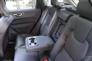 Volvo XC60 2.0 T8 Ultra Bright  | Facelift | Luchtvering | Massage | H/K | Head-Up / 37