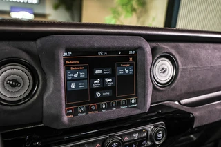 Jeep Wrangler Unlimited 4xe 380 Sahara|BRUTE|Cabrio|Matt|Leder|22'' / 56