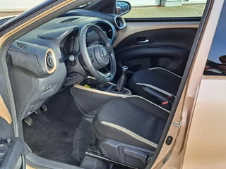 Toyota Aygo X ENVY CABRIO PDC STOELVERWARMING ELEKTRISCH VOUWDAK ZWARTE VELGEN / 9