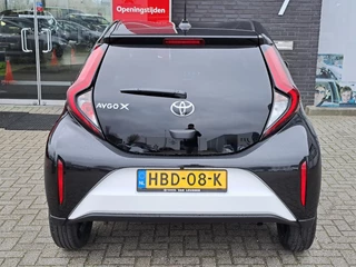 Toyota Aygo X PULSE 5-DEURS CAMERA CLIMA 17"LMV PRIVACY-GLASS LED DAB+ NL-AUTO / 6
