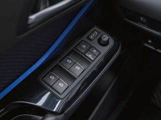 Toyota C-HR 1.8 Hybrid Bi-Tone CAMERA | JBL | STOELVERWARMING / 20