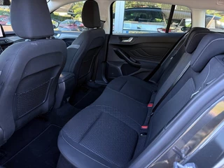 Ford Focus Wagon 1.0 EcoBoost Connected - Navi Carplay Park. sens. voor en achter / 15