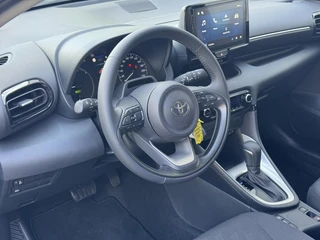 Toyota Yaris 1.5 Hybrid 115 Comfort NIEUW DIRECT UIT VOORRAAD LEVERBAAR / 7