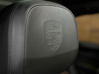Porsche Cayenne 3.0 E-Hybrid Full Option | Vierwielbesturing | PANO | PDLS+ | BOSE | PASM | ComfortPakket | Soft Close |Trekhaak / 18