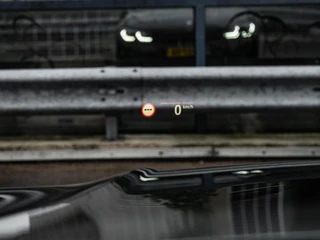 BMW 3-serie Touring M340i xDrive High Executive M Sport B58 | Panoramadak | Laser LED | Driving Assistant Prof | Trekhaak | HUD | Keyless | Memory | Ambianceverlichting | 19" | Dealeronderhouden | incl. BTW / 17