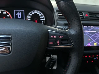 Seat Ibiza 1.0 TSI 110pk FR Business Intense Plus Stoelverwarming Parkeersensoren Navigatie DAB+ / 22