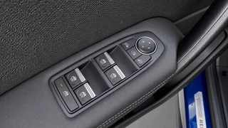 Renault Symbioz 1.6 E-Tech 145 Hybrid ICONIC Adap. Cruise | 360 Camera | CarPl / 21