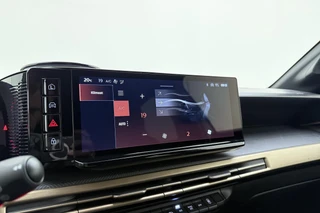 Lancia Ypsilon 1.2 Turbo Hybrid LX / 21