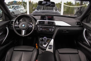 BMW 3-serie Gran Turismo 320i High Executive | Sport Line | NL auto | Keyless entry | Panoramadak | Xenon | HiFi audio | Navigatie Professional | Cruise control | M-sportstuur | PDC / 4