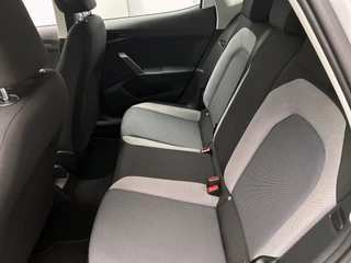 SEAT Ibiza 1.0 TSI Style Business Intense Trekhaak | Carplay | Cruise/Control | Climate/Control | Stoelverwarming | / 21