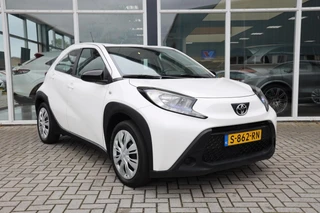Toyota Aygo X 1.0 VVT-i MT Play|Camera|ACC|Airco| / 2