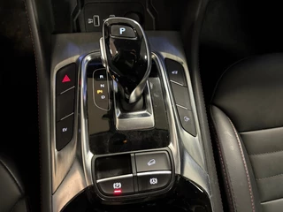 MG EHS 1.5 TGDI Luxury PHEV facelift / automaat / 360camera / Leder/ carplay / Panorama-dak / 12