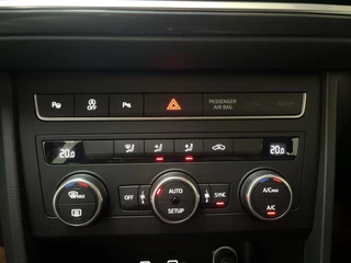 Seat Ateca 1.5 TSI 150pk DSG Style Business Intense LED Camera Navigatie / 19