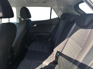 Kia Stonic 1.0 T-GDi MHEV DynamicPlusLine | Cruise Control | Climate Control | Camera | Navigatie | LM Velgen | / 24