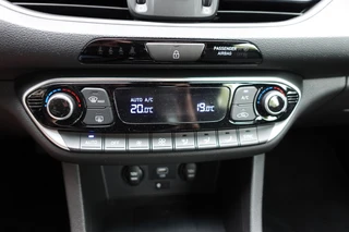 Hyundai i30 Wagon 1.0 T-GDi MHEV Comfort  | Camera | Keyless | DAB | / 27