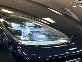 Porsche Cayenne Coupé 4.0 Turbo GT 641pk / Carbon dak / carbon pakket / 22inch / keramisch / dealer onderhouden / 31