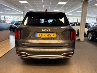 Kia SORENTO 1.6 T-GDI Plug-in Hybrid 4WD ExecutiveLine 7persoons / Panoramadak / 360 camera / head-up /dealer onderhouden / 9