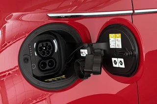 Fiat 500 3+1 La Prima 42 kWh Panoramadak Stoelverwarming Camera Apple CarPlay / 33