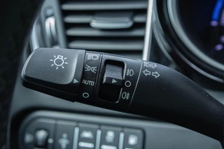 Kia XCeed 1.6 GDi PHEV DynamicLine|Camera|Stoel+Stuurverwarming| / 30
