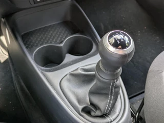 Toyota Aygo X 1.0 VVT-i MT Active Adapt.Cruise|Camera|Climate-Control|Apple-Carplay/Android-Auto|Stoelverwarming / 29