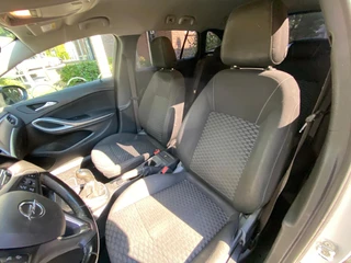 Opel Astra Sports Tourer 1.2 Business Edition / 13