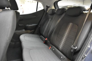 Hyundai i10 1.0i Automaat Comfort Smart Navi | Camera / 13