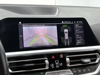 BMW 3-serie Touring M340i xDrive | Individual Citrin Black | M Stoelen | Laser Light | Driving Assistant Prof. | HeadUp Display / 22