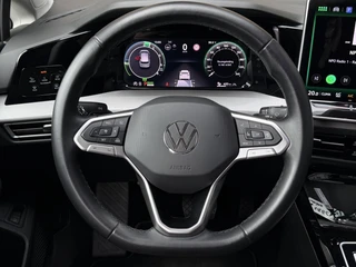 Volkswagen Golf 1.5 eHybrid Life Edition PHEV | ERGO Massage | LED | Camera | ACC | Sfeerverlichting ( Vestiging - Vianen) / 32