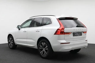 Volvo XC60 2.0 B4 MHEV 197PK Momentum 2WD Dealeronderhouden | Apple Carplay / Android Auto / 4