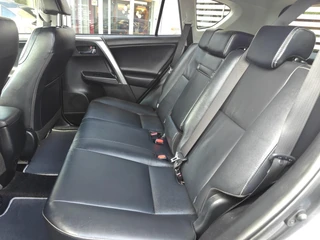 Toyota RAV4 2.5 Hybrid Style TREKHAAK STOEL/STUURVERW ELEK-ACHTERKLEP PARK-SENSOREN BLUETOOTH CAMERA LM-VELGEN / 15