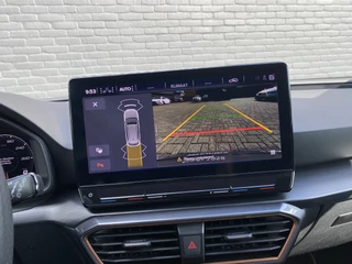 CUPRA Leon Sportstourer 1.4 e-Hybrid VZ Performance 245 pk  | 1e eigenaar | dealer onderh. | panoramadak | elektr. a. klep | kuipstoelen / 37